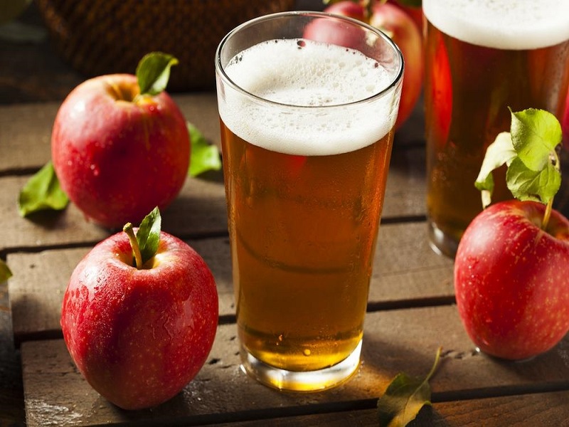 Header image for alcohol nutritional facts listicle