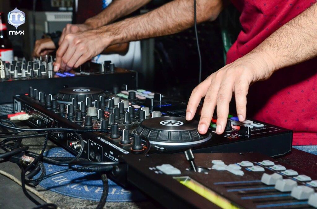 Best Pubs In Kolkata With A Dance Floor