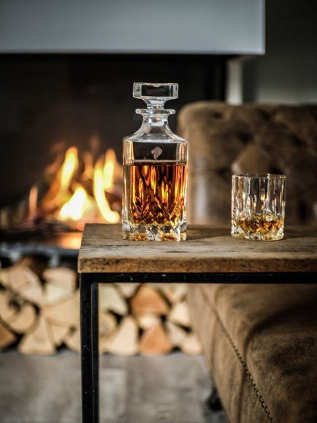 5 Best Gifts For Whiskey Lovers Poster Image