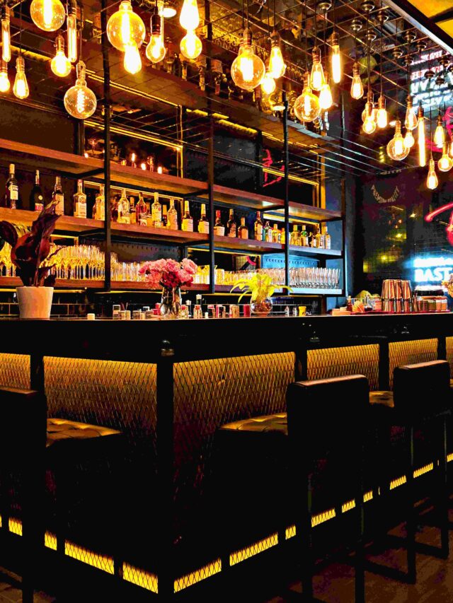 Best Bars in Connaught Place