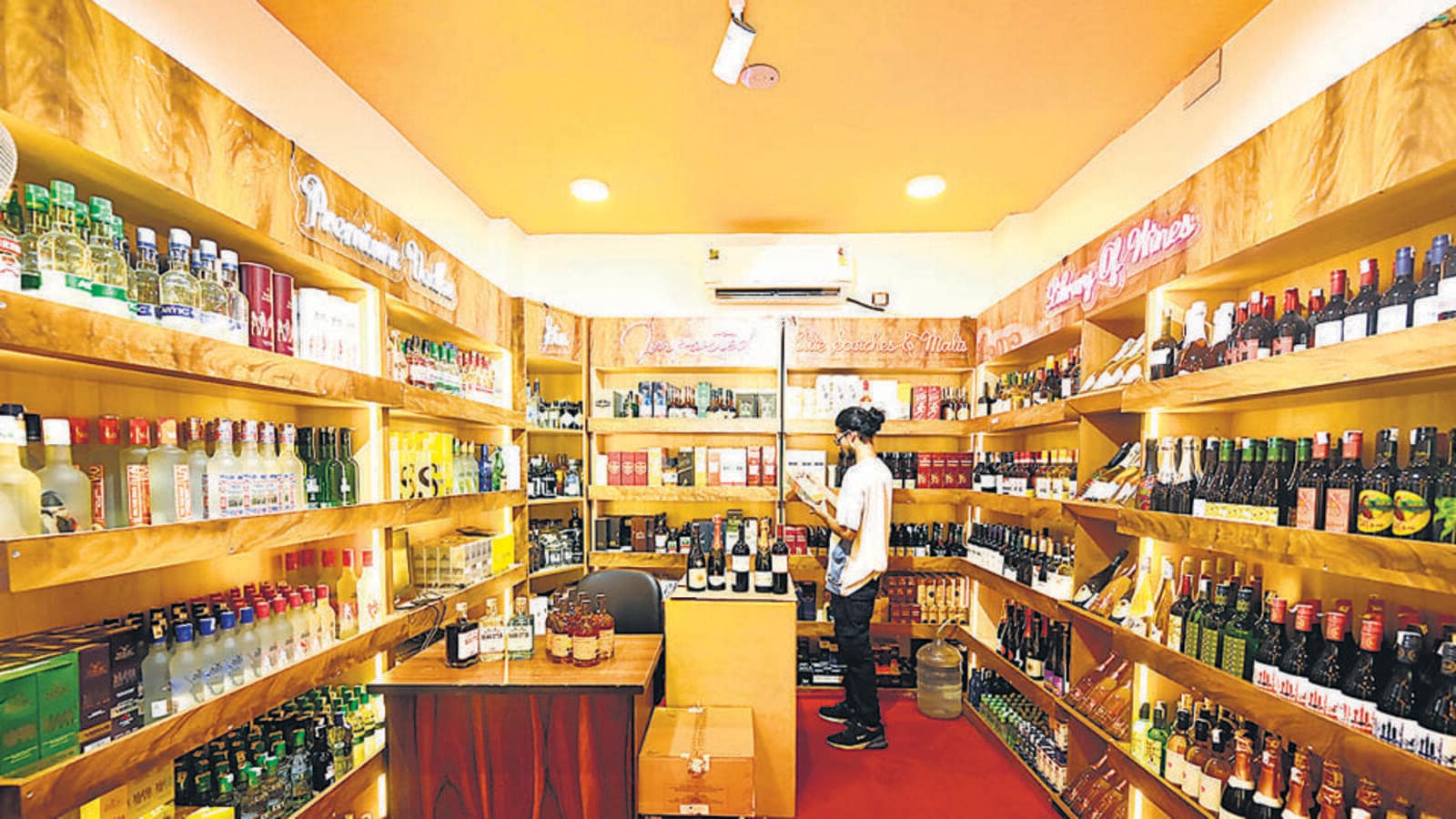 Best Liquor Shops In Delhi