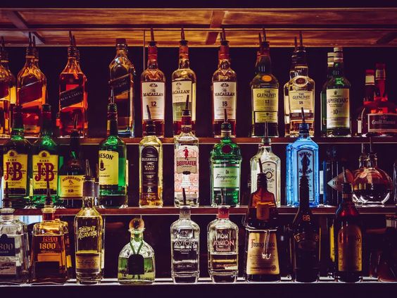 alcohols that fall in the hard liquor category