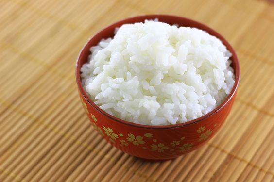 A bowl of sticky rice, used to make baijiu
