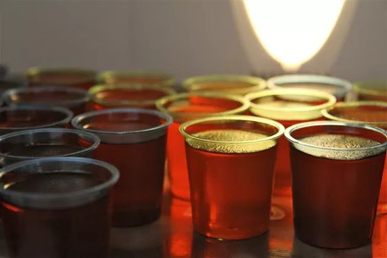 Vodka jello shots can be used in various ways to add fun and booze to a party.