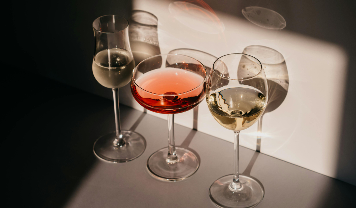 How To Pick Bar Glasses For Your Home Bar